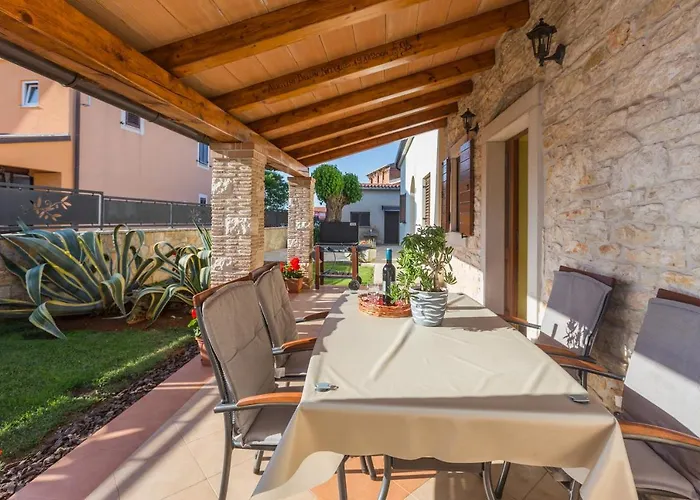 With Parking Space Tar, Porec - 13245 * Tar-Vabriga