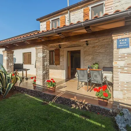 Appartement With Parking Space Tar, Porec - 13245 Tar-Vabriga