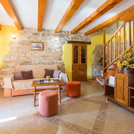 With A Parking Space Tar, Porec - 13245 Apartment Tar-Vabriga
