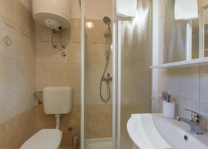 With Parking Space Tar, Porec - 13245 Appartement