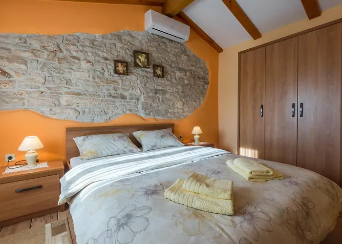 With Parking Space Tar, Porec - 13245 Appartement Tar-Vabriga